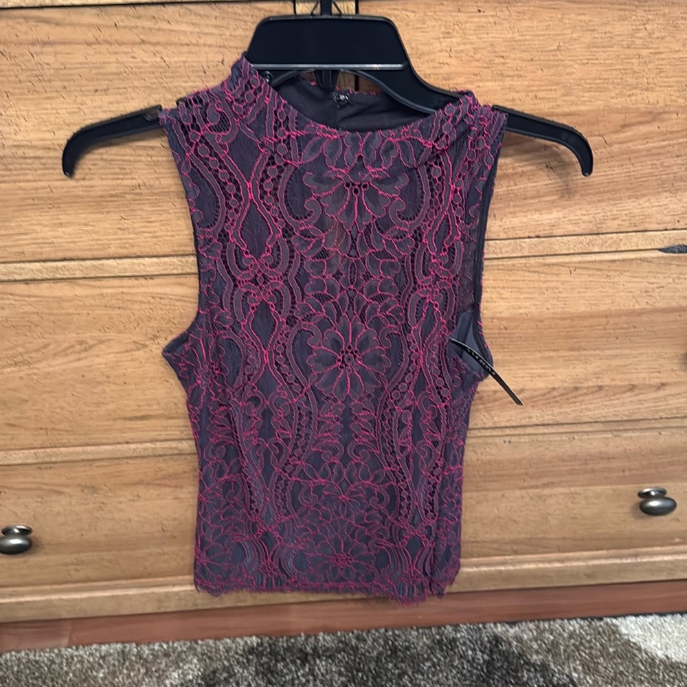 Whbm top.